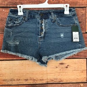 Wild Fable distressed high rise jean shorts NWT!